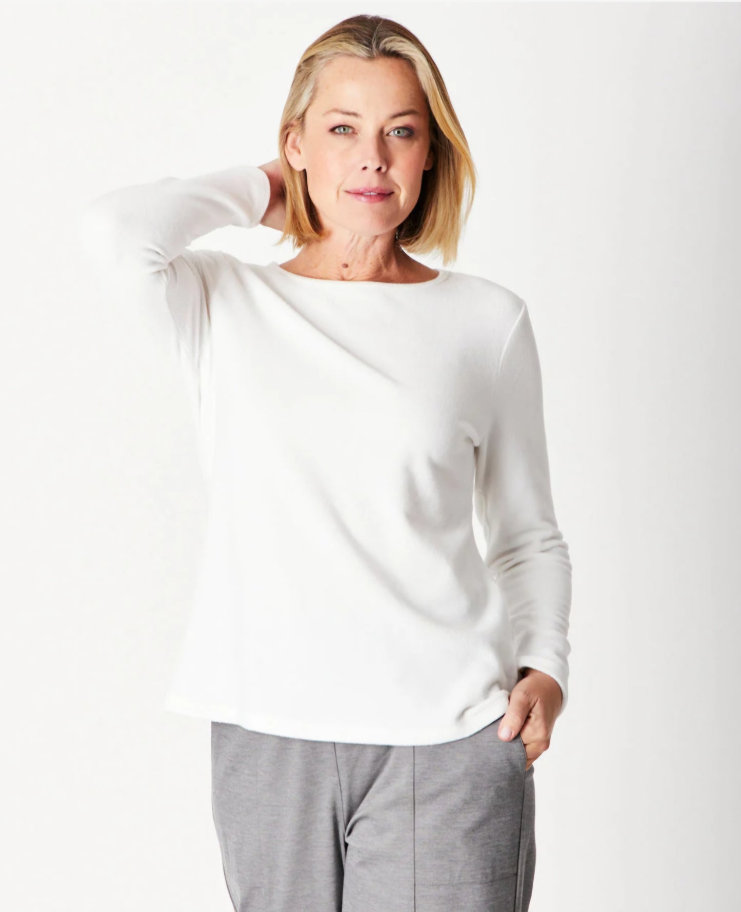 Cordelia 27024 White Top