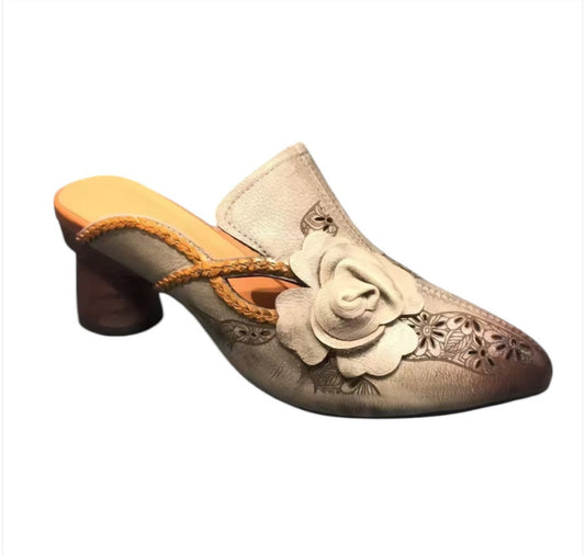 Ameise Santa Shoe
